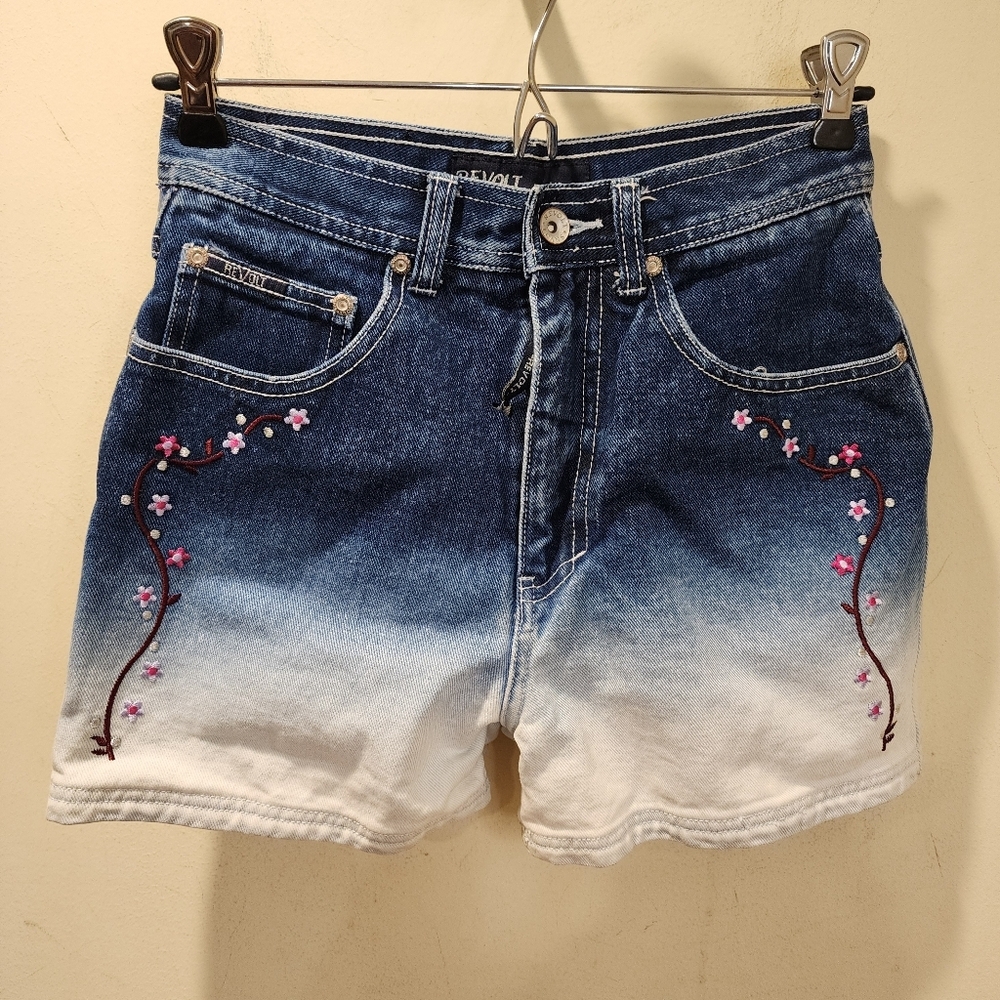 REVOLT  Embroidered Denim Ombre Shorts Junior Size 14